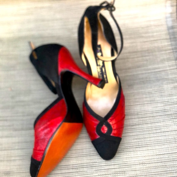 Showtime Dance Shoe - Picture 2 of 5